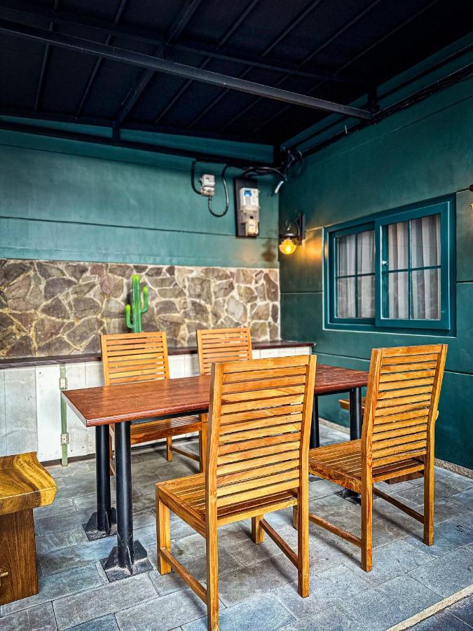 Lugano Arte Homestay Jakarta Bagian luar foto