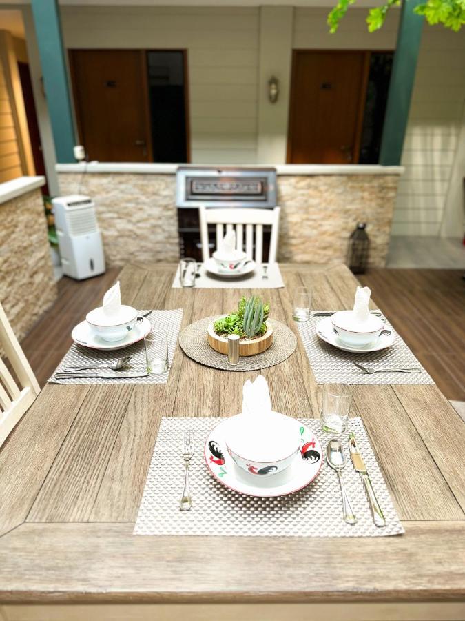 Lugano Arte Homestay Jakarta Bagian luar foto