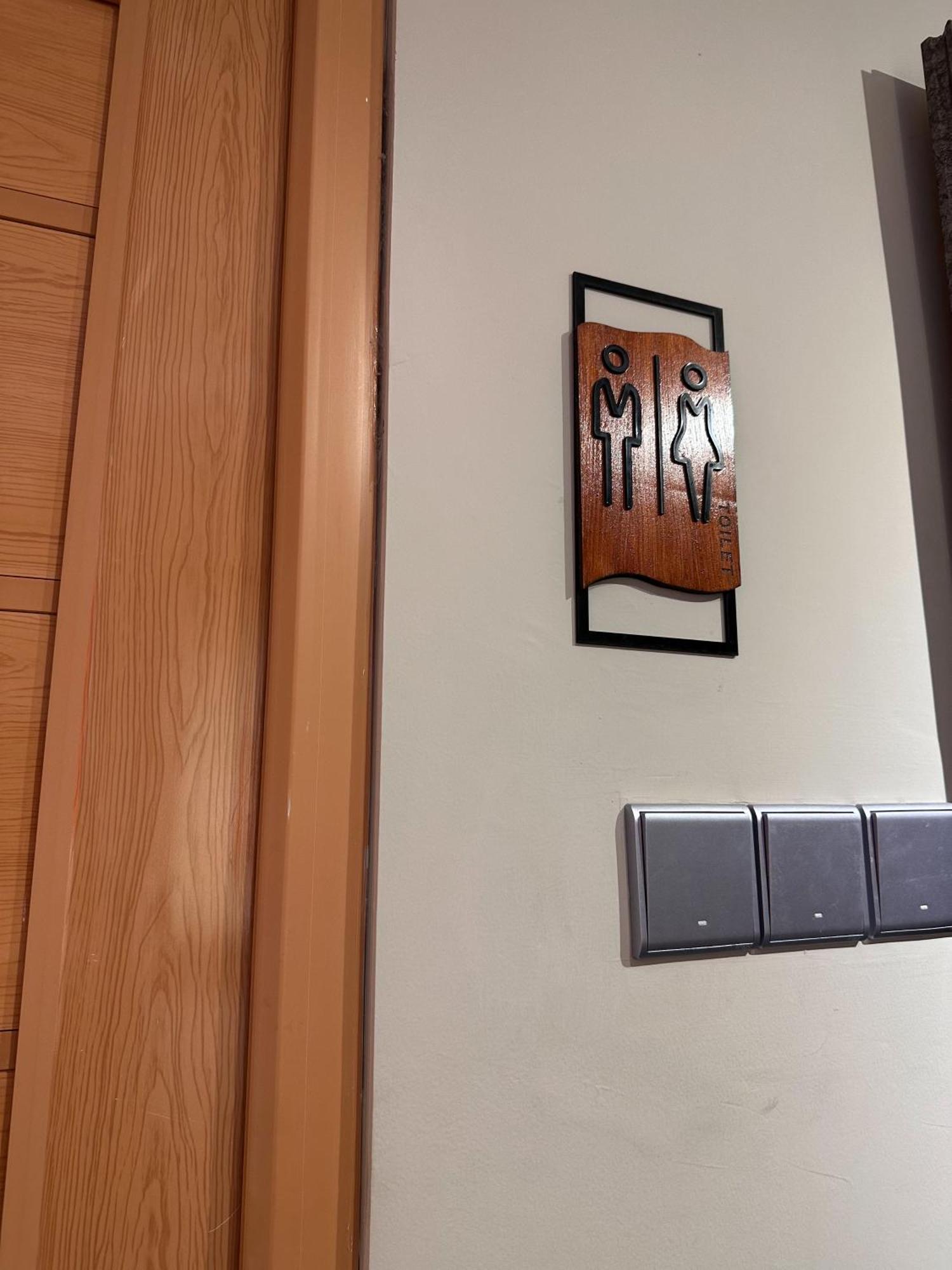 Lugano Arte Homestay Jakarta Bagian luar foto